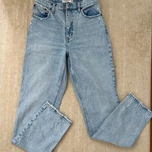 Abercrombie High Waisted Straight Leg Jeans